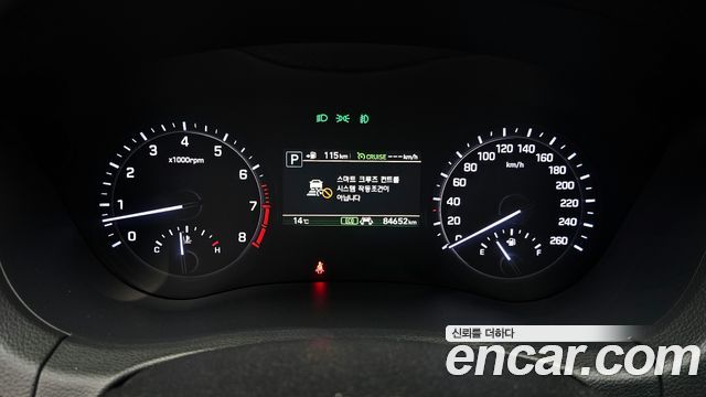 Genesis G80 2019 — photo 8