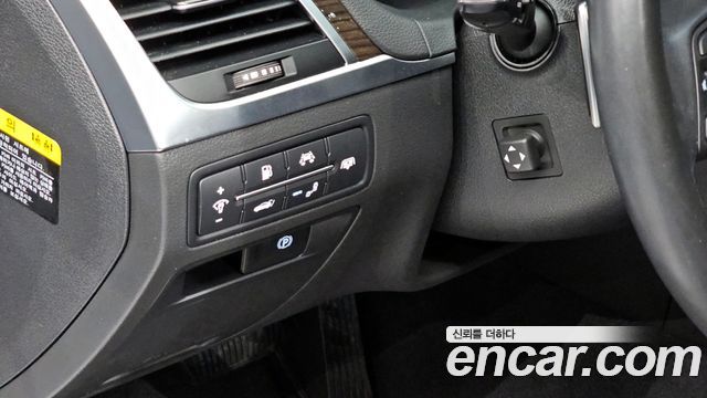 Genesis G80 2019 — photo 14