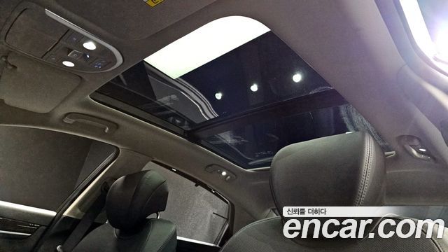 Genesis G80 2019 — photo 18