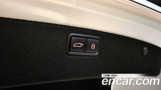 Genesis G80 2019 — photo 20