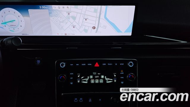 Genesis GV80 2024 — photo 13