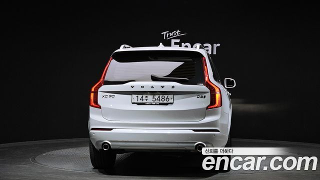 Volvo XC90 2019 — photo 4
