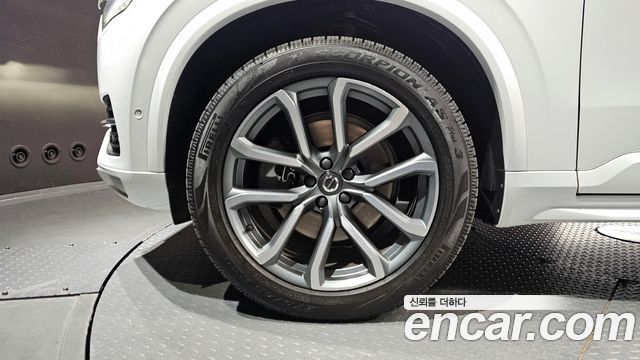 Volvo XC90 2019 — photo 5