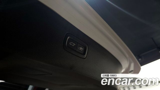 Volvo XC90 2019 — photo 23
