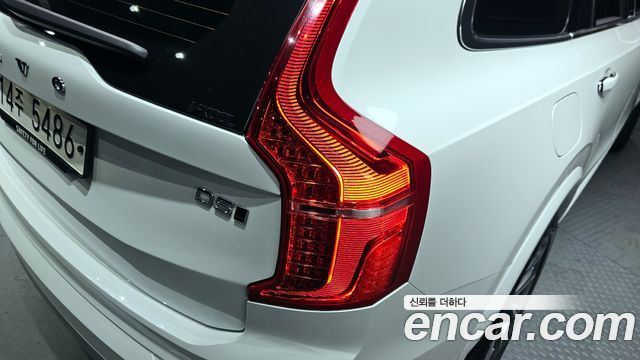 Volvo XC90 2019 — photo 9