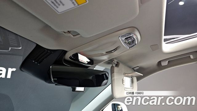 Volvo XC90 2019 — photo 27