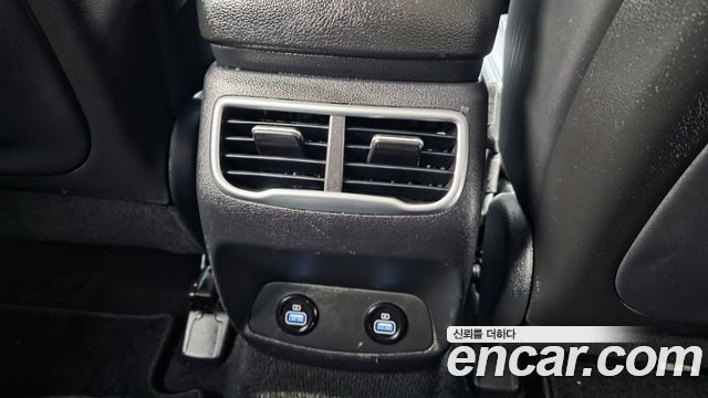 Hyundai Santafe 2021 — photo 28