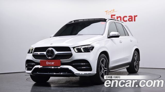 Mercedes-Benz GLE-Class 2020 — photo 1