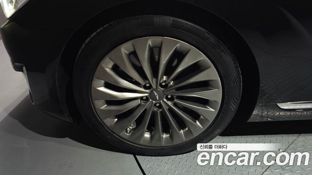 Genesis EQ900 2017 — photo 5