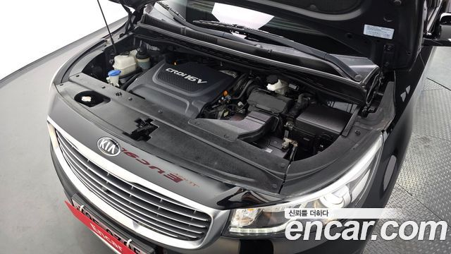 Kia Canival 2017 — photo 6