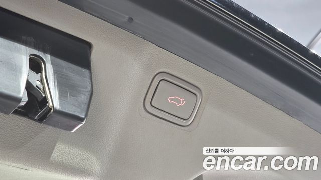 Kia Canival 2017 — photo 20