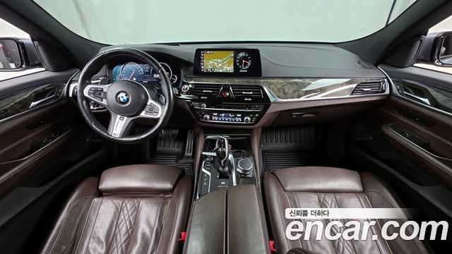 BMW Gran Turismo 2018 — photo 7