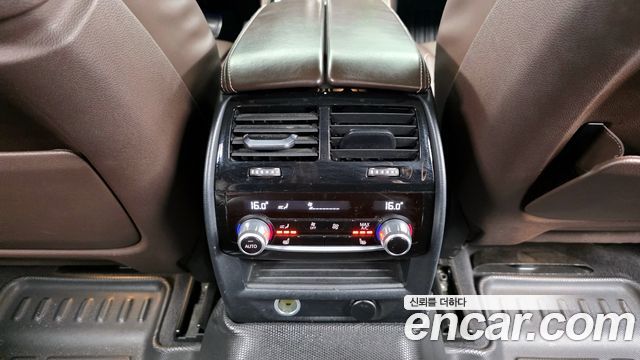 BMW Gran Turismo 2018 — photo 18