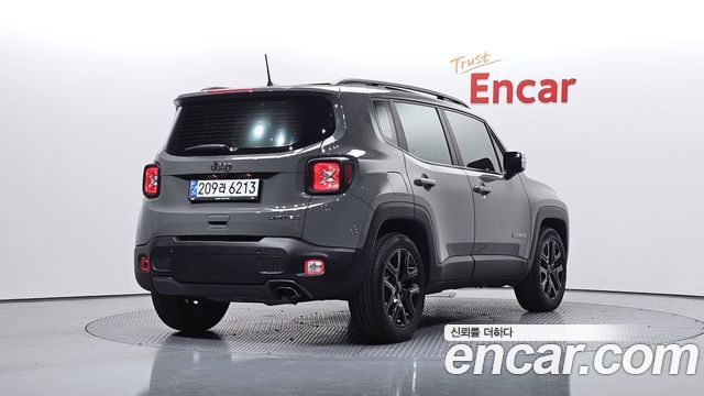Jeep Renegade 2022 — photo 2
