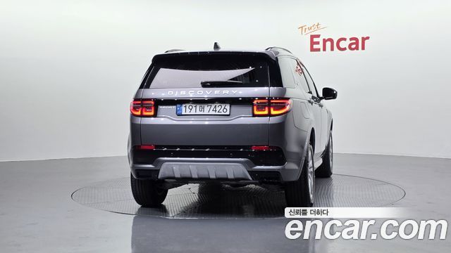 Land Rover Discovery Sport 2025 — photo 4