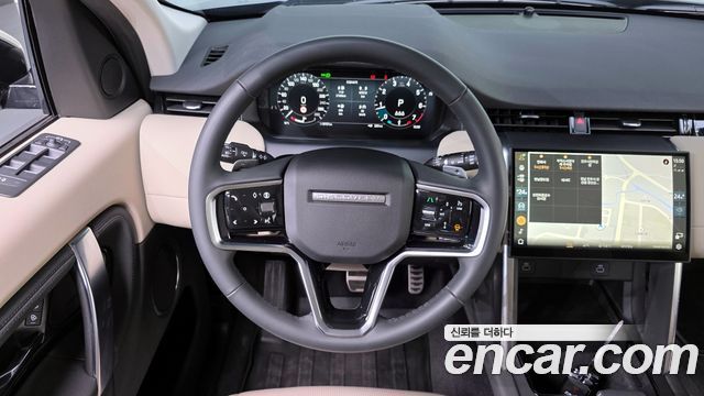 Land Rover Discovery Sport 2025 — photo 13