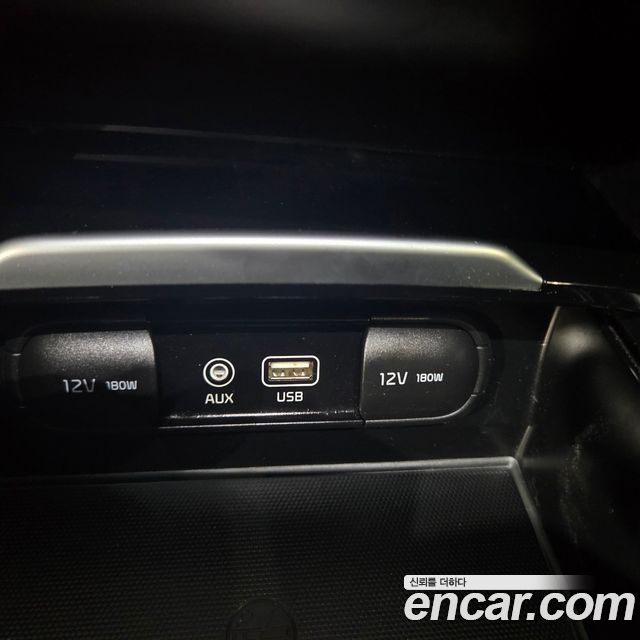 Kia K7 2016 — photo 14