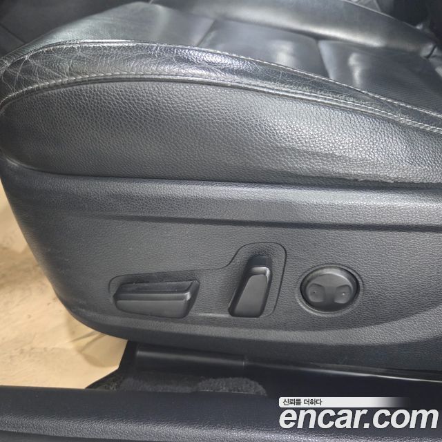 Kia K7 2016 — photo 15