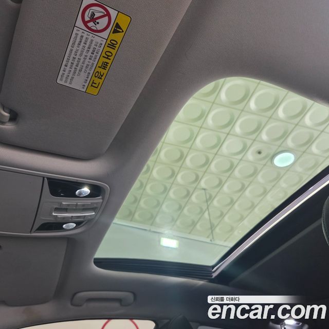 Kia K7 2016 — photo 17
