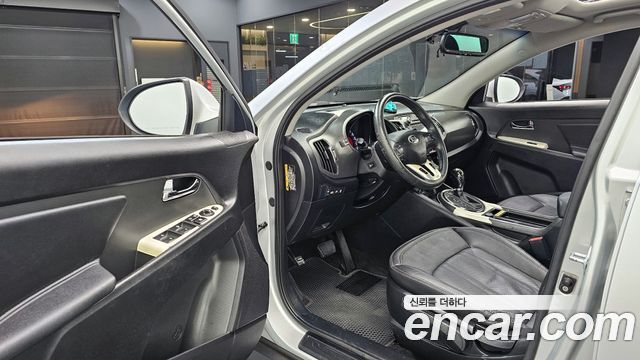 Kia Sportage 2013 — photo 10