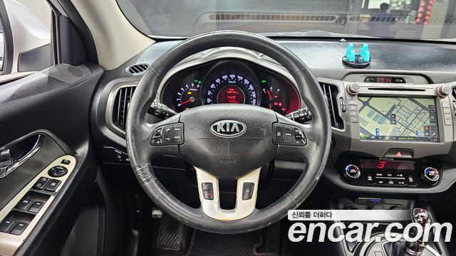 Kia Sportage 2013 — photo 13