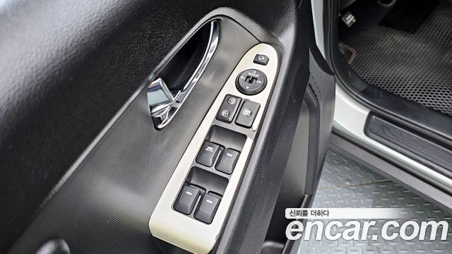 Kia Sportage 2013 — photo 17