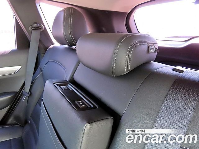 Renault Korea QM6 2018 — photo 17