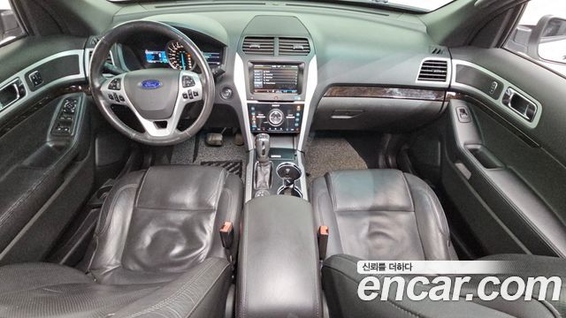 Ford Explorer 2014 — photo 7