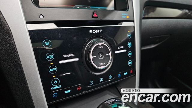 Ford Explorer 2014 — photo 14
