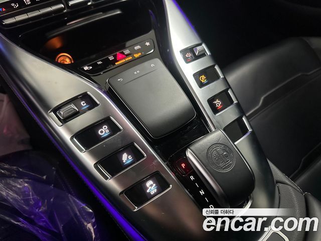Mercedes-Benz AMG GT 2021 — photo 19