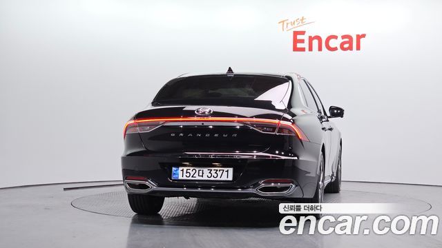 Hyundai Grandeur 2022 — photo 4