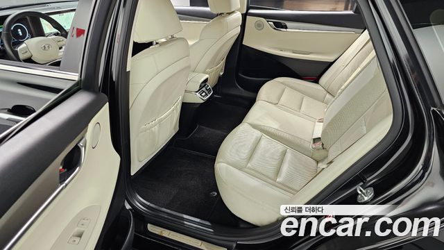Hyundai Grandeur 2022 — photo 18