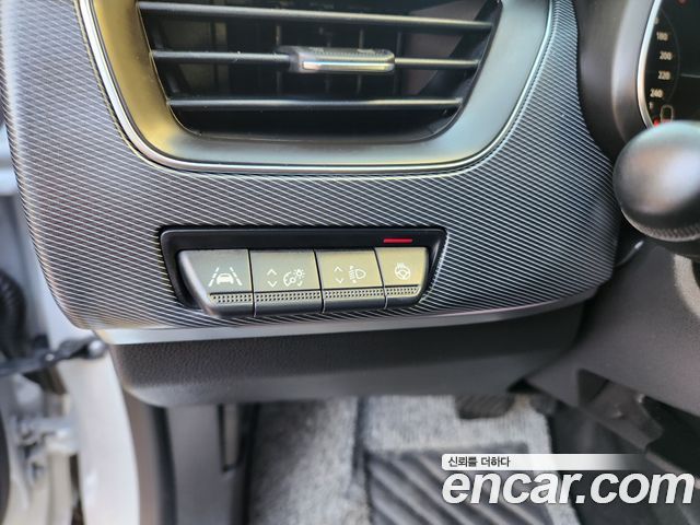 Renault Korea XM3 2020 — photo 9