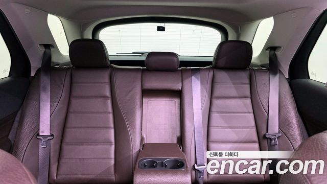 Mercedes-Benz GLE-Class 2020 — photo 16