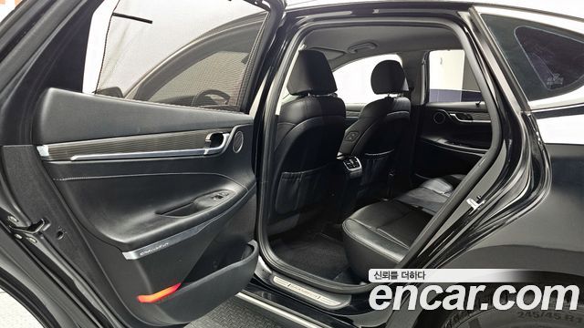 Hyundai Grandeur 2018 — photo 11