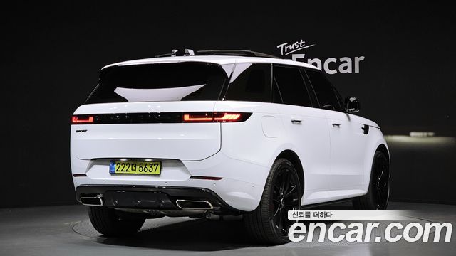 Land Rover Range Rover Sport 2025 — photo 2