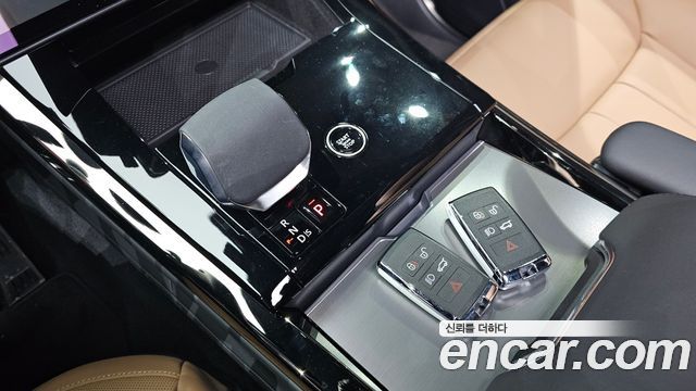 Land Rover Range Rover Sport 2025 — photo 9