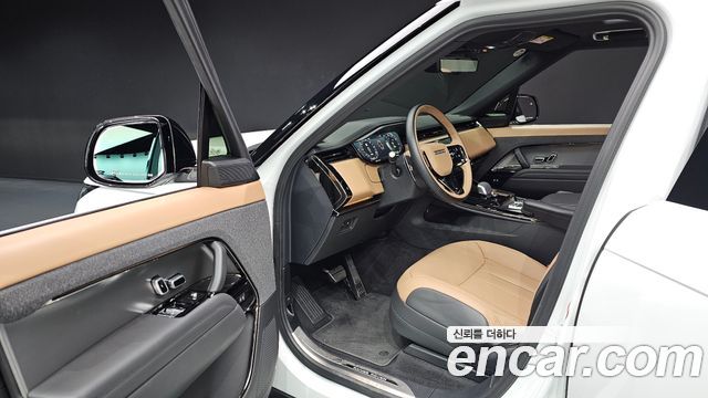Land Rover Range Rover Sport 2025 — photo 11