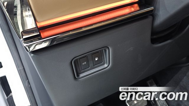 Land Rover Range Rover Sport 2025 — photo 12