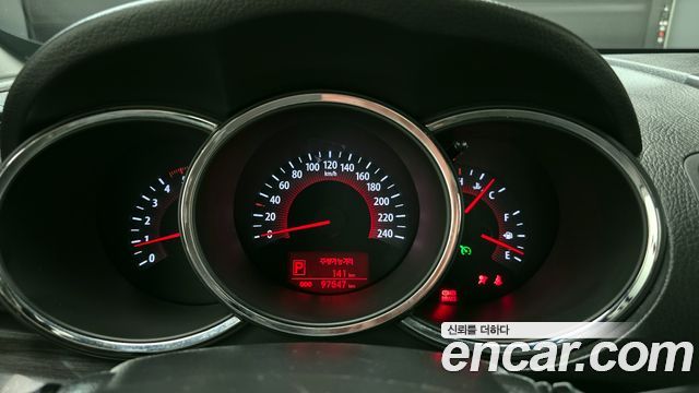 Kia Sorento 2011 — photo 11