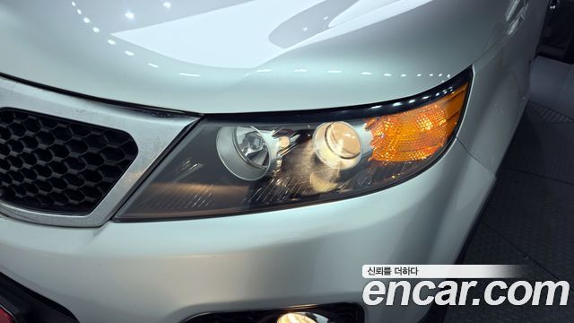 Kia Sorento 2011 — photo 8
