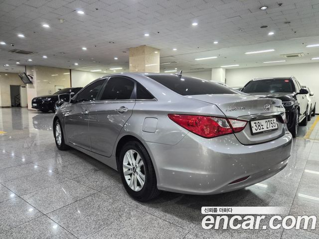 Hyundai Sonata 2012 — photo 3