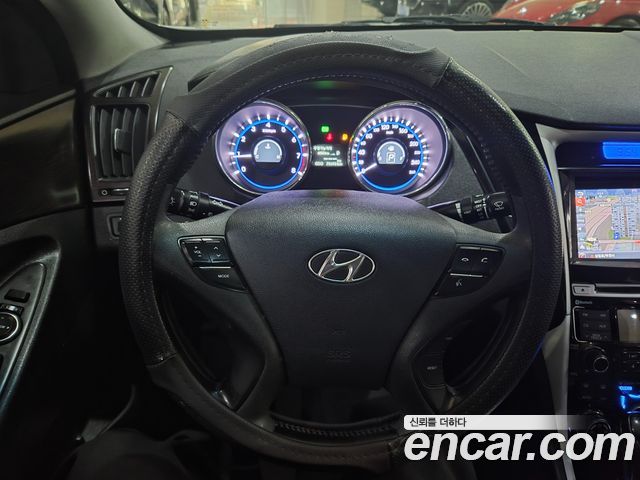 Hyundai Sonata 2012 — photo 8