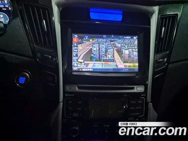 Hyundai Sonata 2012 — photo 10