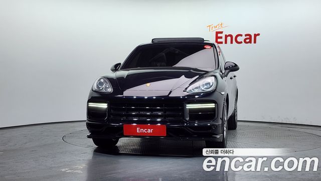 Porsche Cayenne 2011 — photo 3