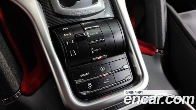 Porsche Cayenne 2011 — photo 15
