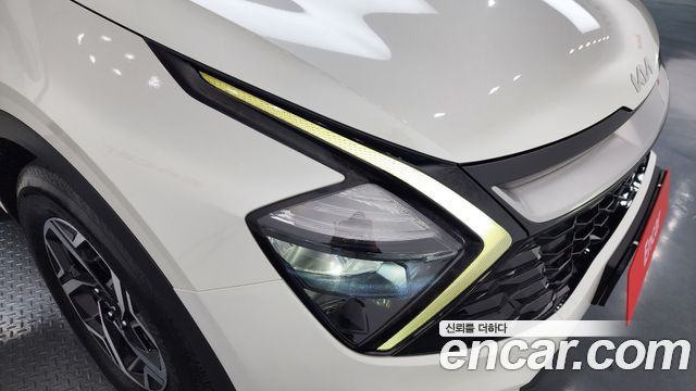 Kia Sportage 2022 — photo 8