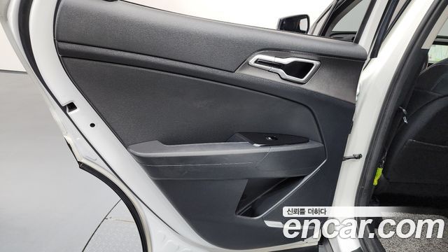 Kia Sportage 2022 — photo 15