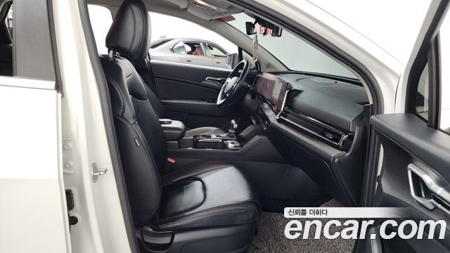 Kia Sportage 2022 — photo 16