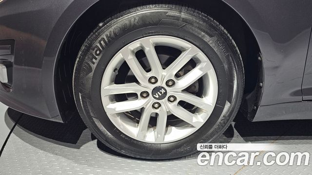Kia K5 2015 — photo 5